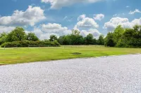 Welcome Race Fans! - Oversize Parking - Firepit - Mural - West Indy - Brownsburg