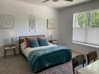 Brand New House, Sleeps 8, Private Beach Rights, Hot Tub! - 海滩