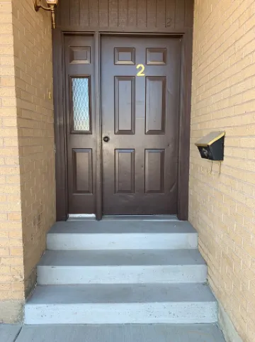 Temple Place #2 is a family friendly & convenient home located in town!