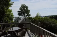 New prices, summer getaway at Seashore Cottage, Great Views and cozy fireplace