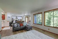 Entire cozy 5bd home in Des Moines WA near the Redondo beach and Saltwater park!