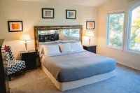 Spacious & Private Boulder Retreat w/Mountain View 건배럴 호텔