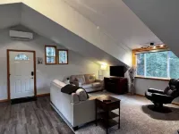 Eagles Nest & Mountain View