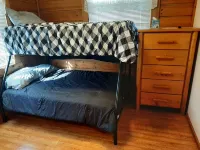 Cozy 2 Bed 2 Bath Cabin located next to Three Bears Resort in Warrens Wisconsin