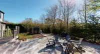 4BR, updated home in Surfside. Sleeps 8 adults, big yard/porch/deck, central air