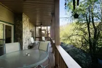 Condo w/ Creek, Golf & Mtn Views, Only 5 Steps to get in and Washer & Dryer!