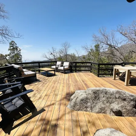 Secluded A-frame Cabin in Idyllwild on 8 acres / 4 miles from Town / Sleeps 6