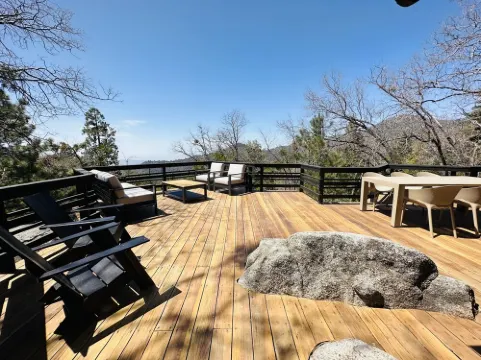 Secluded A-frame Cabin in Idyllwild on 8 acres / 4 miles from Town / Sleeps 6