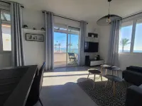 spacious Apartment 2 rooms on the sea side Hotel a Cagnes-sur-Mer