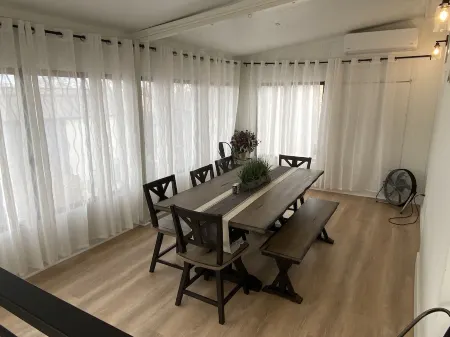 4 King Beds-Sleeps 10-Pet Friendly-Denver home