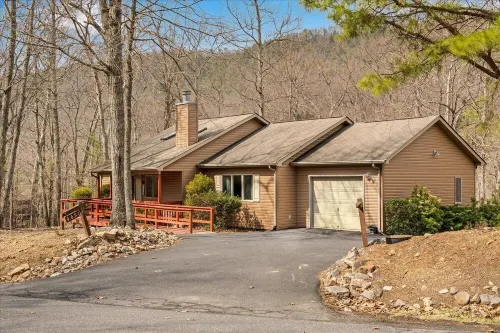 Summer Fun Includes Free Outdoor Pool