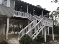 Tide Creek Lookout- Entire Home- 3 Bedrooms, 6 Beds