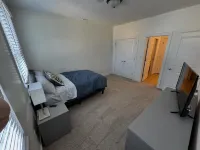Spacious 3BR 3BA above Brewery, Pizza Shop & Arcade 5 mins to DT Indy