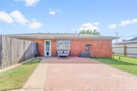 Self Check-in #2 - Full Kitchen - Modern Design - Central