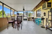 Gorgeous Home in Lake Placid! Near the lake !