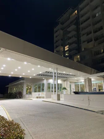 1 bedroom Resort Apartment 5 minutes from Golden Beach