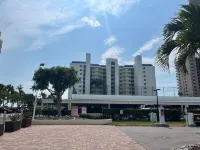 Waterfront Condominium - Apollo #902