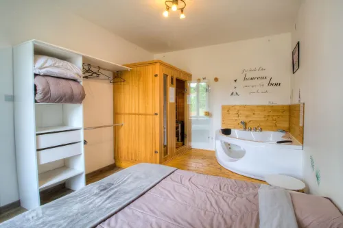 Gite L'Alizé 2/4 persons 6kms from the puy du fou park