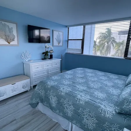 Key Largo Moon Bay Condo Escape – Sunsets, Sea Turtles & Optional 24’ Boat Slip