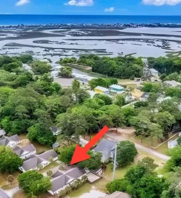 Sunnyside Villa-Free Beach Pass! 2 King Bedrooms, Garage, Near Marshwalk!