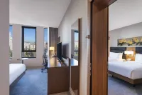 提比里斯希爾頓花園飯店