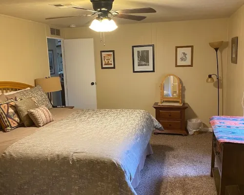 Make Memories in this Comfy Two Bedroom Two Bath Home Hotels in Pine