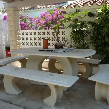ESCALA, 5 minutes walk beach, VILLA STANDING160 habitab m2 / WIFI / WDM POOL