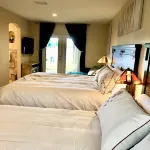 Luxurious Fishing Lake Paradise Close to Busch Garden/Moffitt Cancer Center/USF