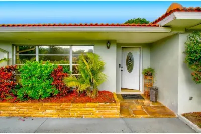 Charming Clearwater Family Home w pool 샘스 클럽 주변 호텔
