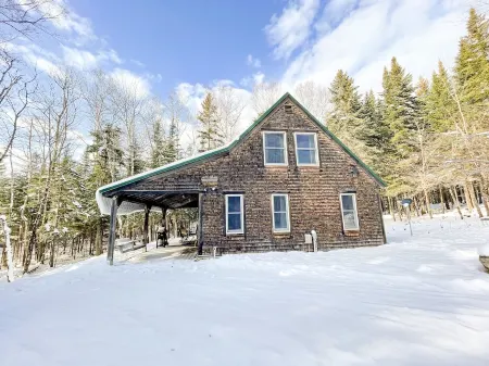 Moose River Escape-NEW for 2023 Whole house generator and FAST Starlink internet