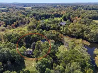 Ipswich Riverfront Lodge / Horse Friendly Barn+Paddocks / Kayak+Canoe/ Sleeps 10