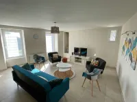 Gîte à la Campagne "La Petite Renaudière" à 15 min du Puy du Fou فنادق في La Gaubretiere