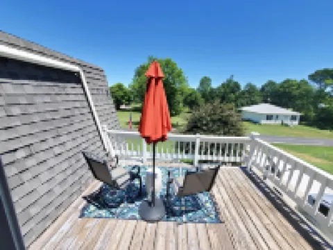 Lakehouse with Game Room, Direct Water Access, and Kayaks Included!
