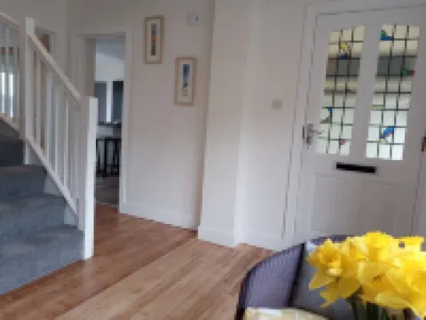 Uninterrupted spectacular views over the Camel Estuary and ocean.