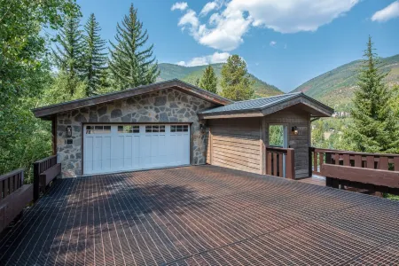 Luxurious Spacious Tri-Level Vail Mountain Home Отели рядом с достопримечательностью «Dr. Scott Raub, DO»