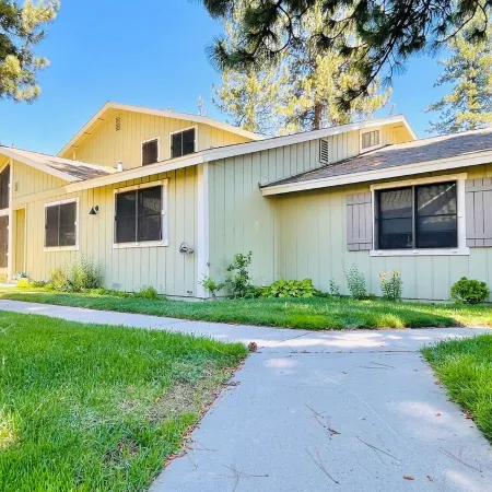 Breath in Fresh Mt Spring Air from a Private Deck w/a River & Golf Course View