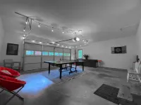 Spectacular Mountain & Sunset Views! Spacious Home Sleeps 12! Ping Pong/Hot Tub!