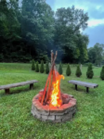 Fresh, nicely finished, three-bedroom cabin on the Baileys Trails!