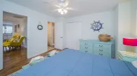 Dog friendly, short walk to beach, super clean