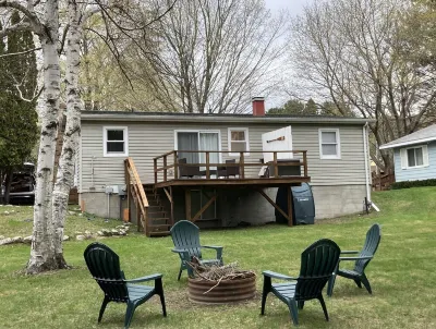 The Elm Cottage - 1mi to Frankfort Beach Hotels near Focus Gallery
