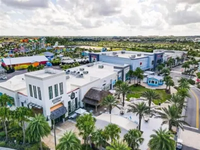 "Peachy Keen" 3BD Pool & Spa Cottage Near Disney Hotels near Mystic Dunes Golf Course