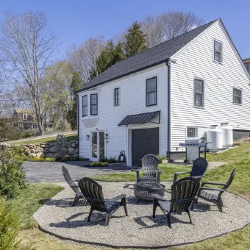 DT Mystic Renovated 3BR Mystic Cape house