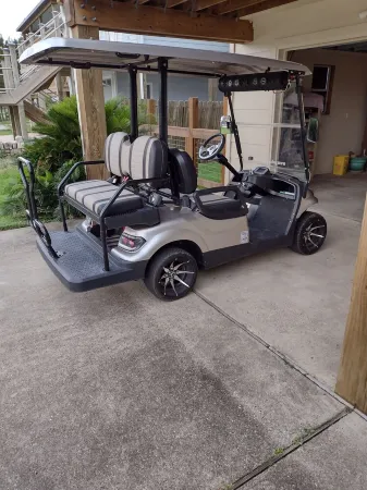 The Kemah house is on the Bay side of 146,  ½ mile up Kipp Ave to the Boardwalk Отели в г. Кема