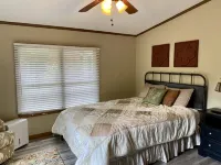 Trout Creek Bend- Creek Front - 1 Mile from Vogel State Park Hotels in Union County