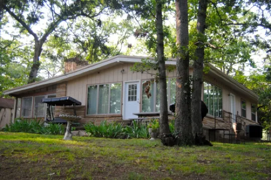 Amazing Table Rock Lake Home! Easy access to Silver Dollar City & Branson.
