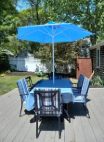 Family - friendly home 1.5 miles to Craigville Beach (Beach pass Inc