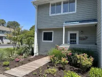 Relaxing Bethany Beach townhome - 1 mile from the beach