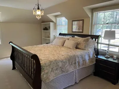 Open Air Therapy In The Heart Of Wine Country -- 3 bedroom, sleeps 12