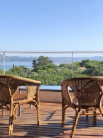 Holiday house in Giens with a fantastic view over the bay of Almanarre