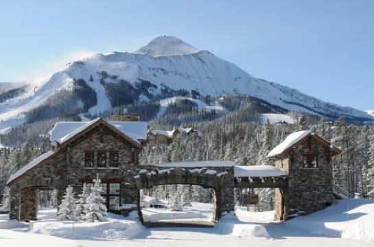 Casa Moonlight One - Ski in/Out - Direct to Iron Horse Lift - 2 Bed 2.5 Bath